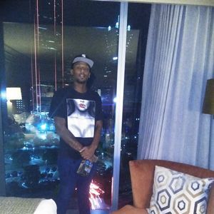 Meet your Posher, Julian